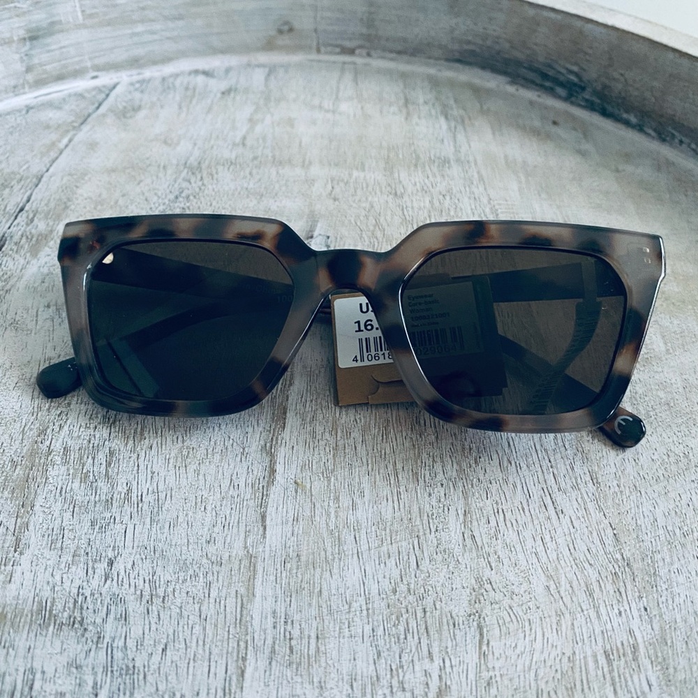 Tortoise Sunglasses